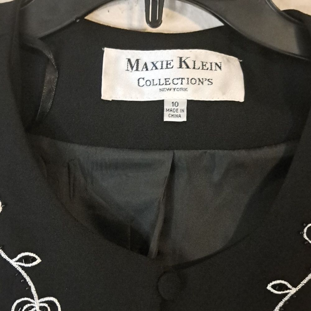 Maxie Kleins Collection's Embroidered black blazer suit jacket size 10 - Picture 2 of 7
